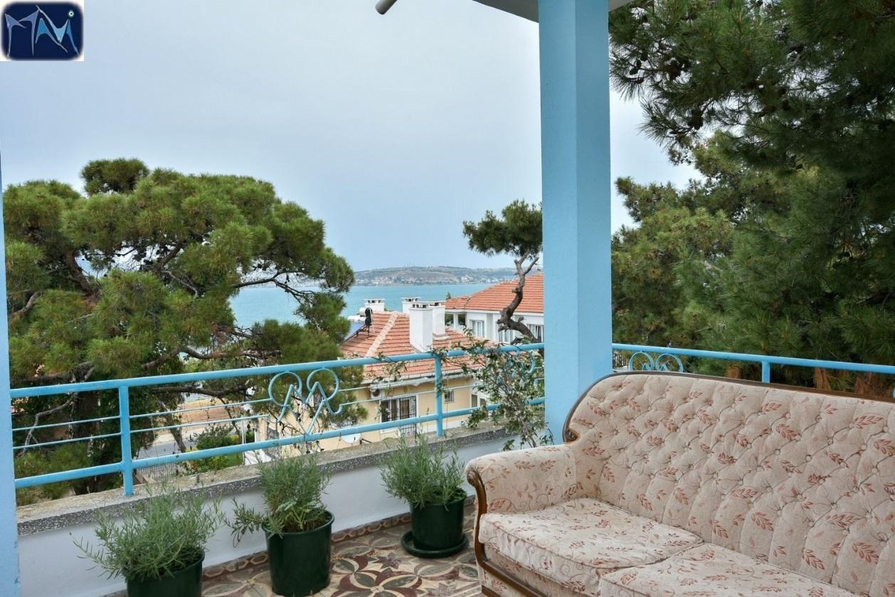 Отель Mavi Pension Айвалык Экстерьер фото